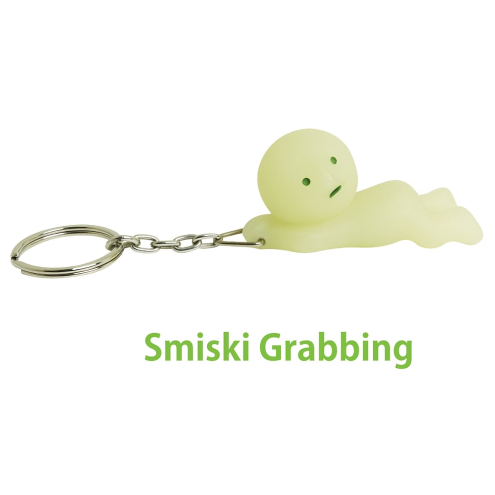 Dreams - Smiski Glow in The Dark Keychain - Grabbing Algeria